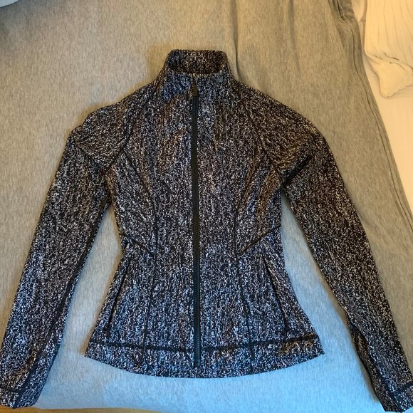 LULULEMON Define Jacket - Picture 3 of 3